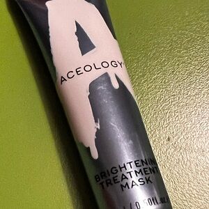 ACEOLOGY MASK brightening TREATMENT sample mini travel NEW  sealed